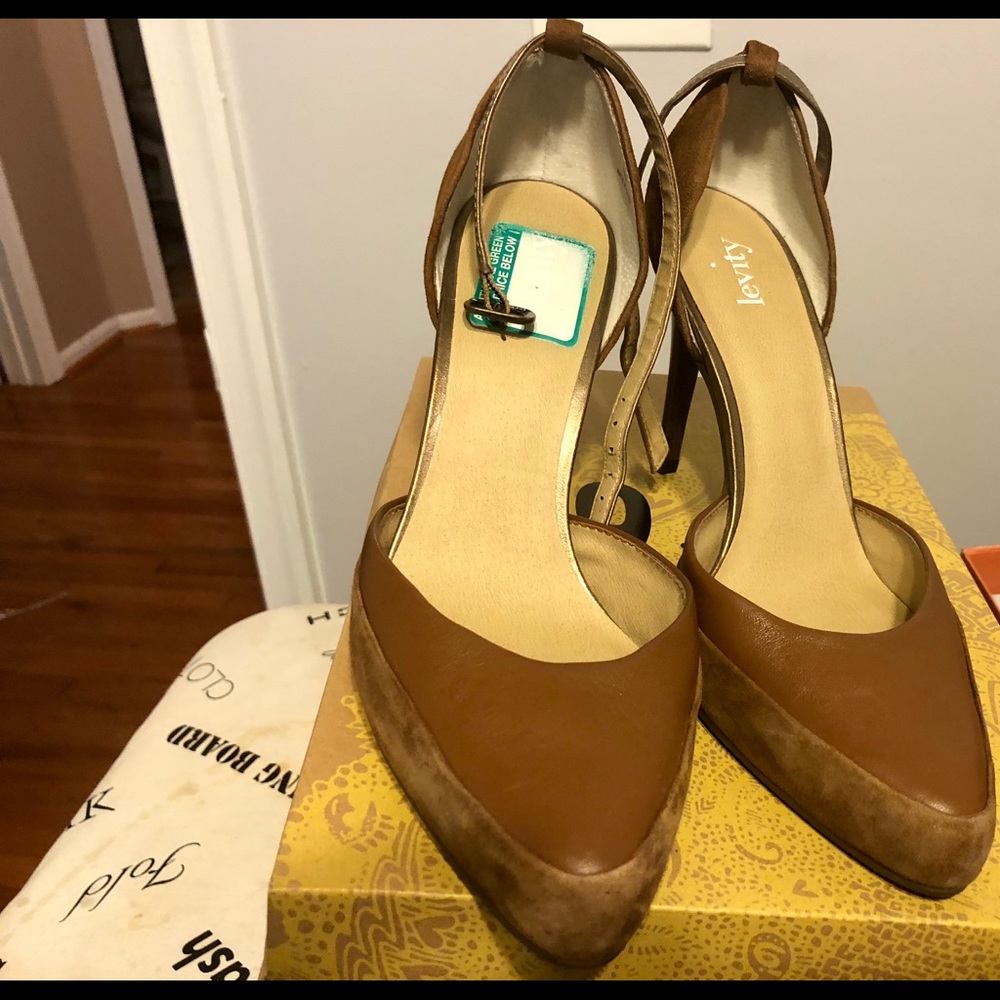 Suede and leather Heels by Levity